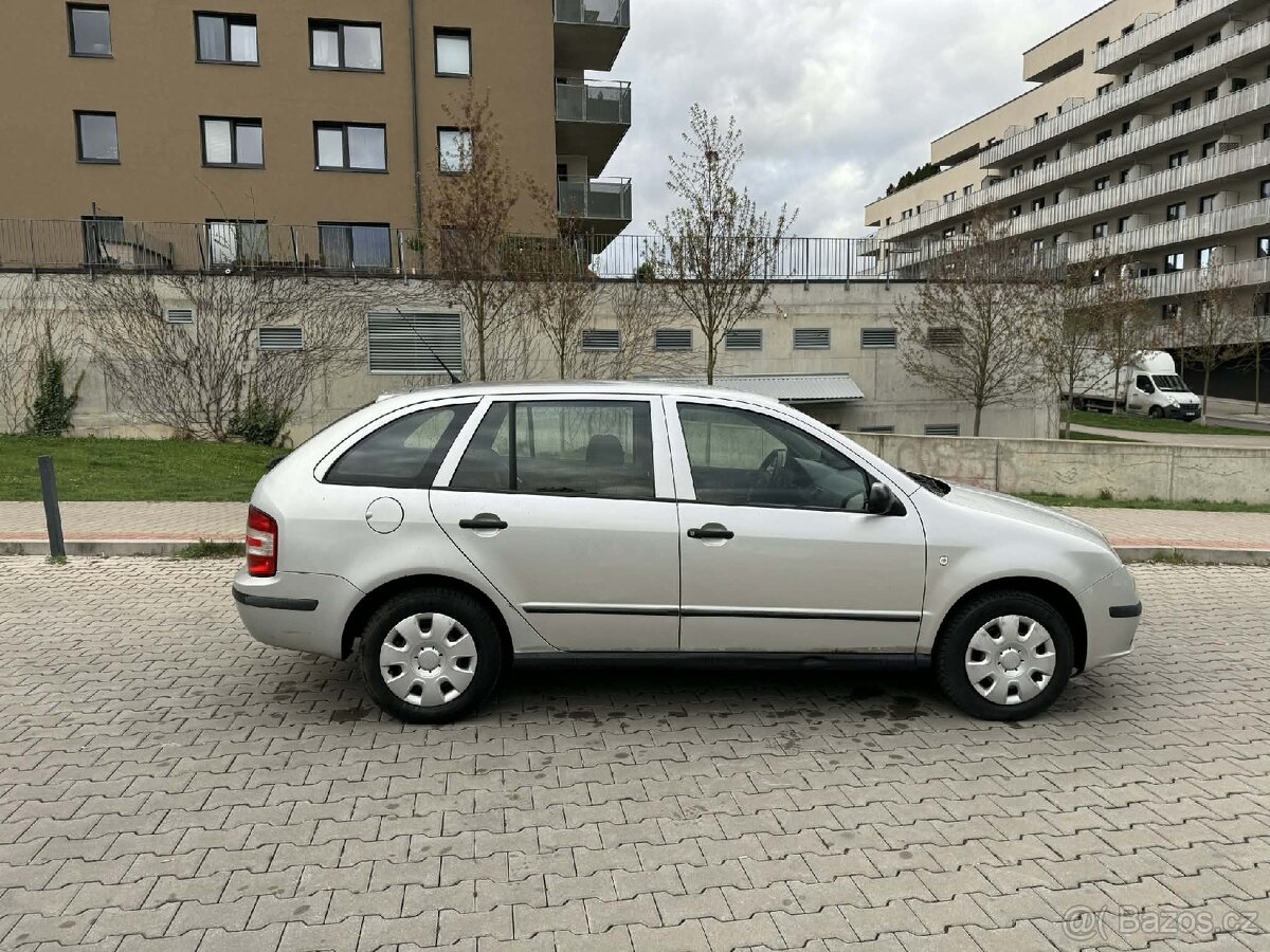 Škoda Fabia - 3