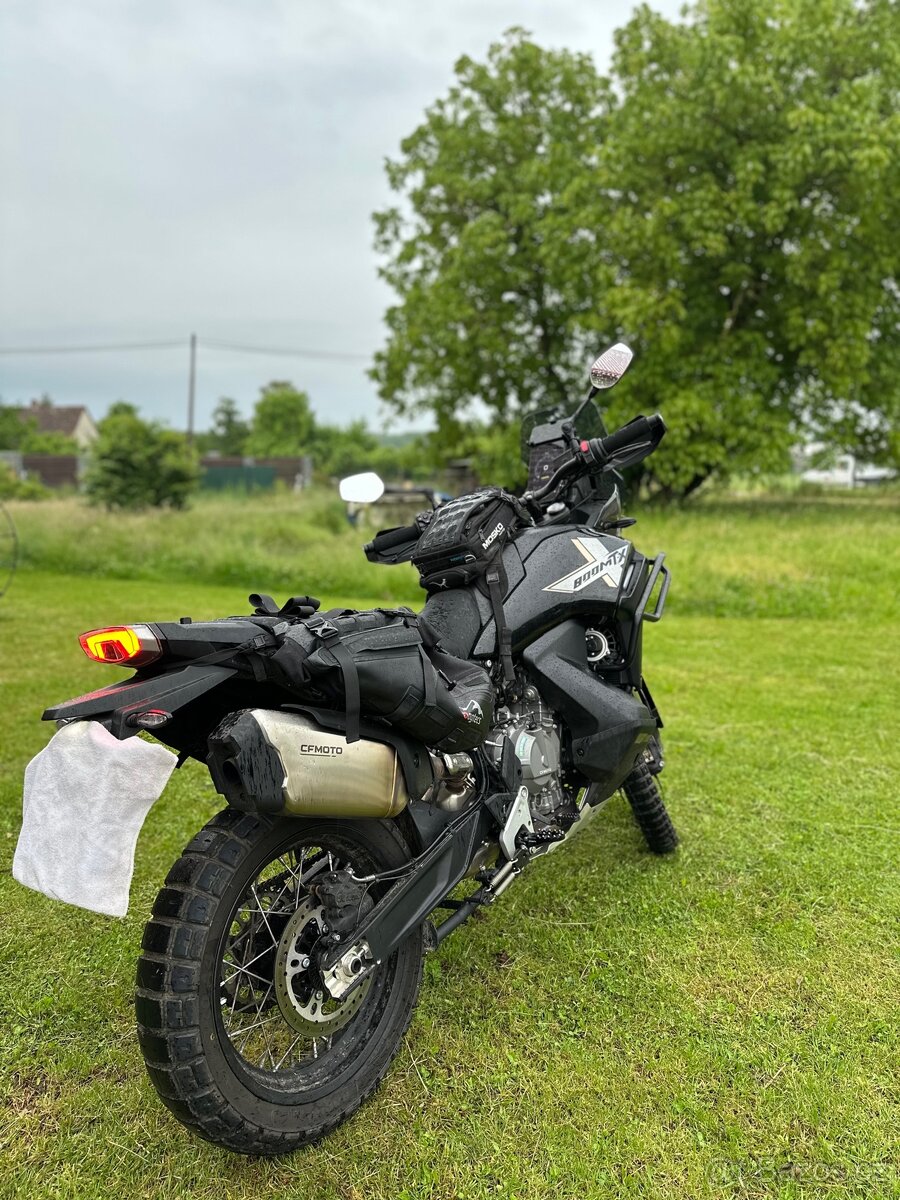 CF Moto 800 MT X