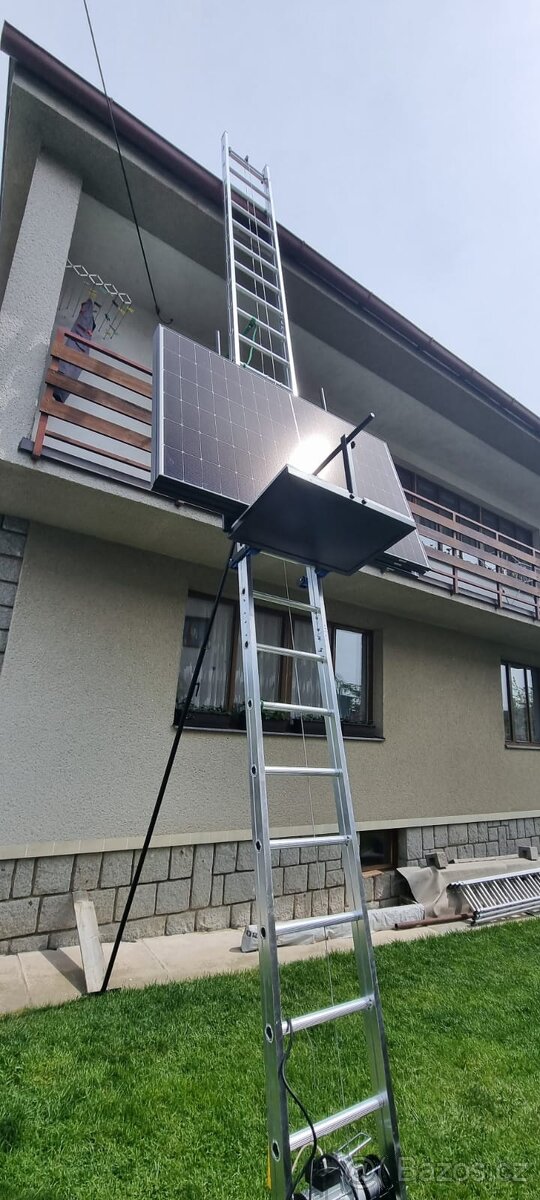 stavební výtah vrátek solární panely pokrývačský - 3