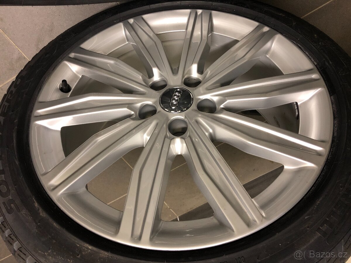 ORIGINAL ALU KOLA AUDI A6 4K C8 245/45/19 - 3