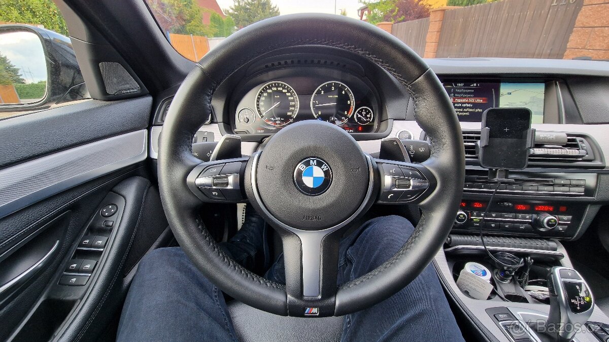 BMW Řada 5 F11 530D xDrive 190kw M packet Facelift mod.2014 - 3