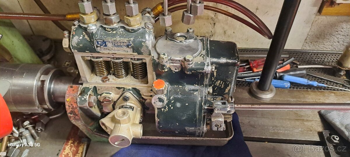 Vstřikovací čerpadlo 2442 na Zetor - 3