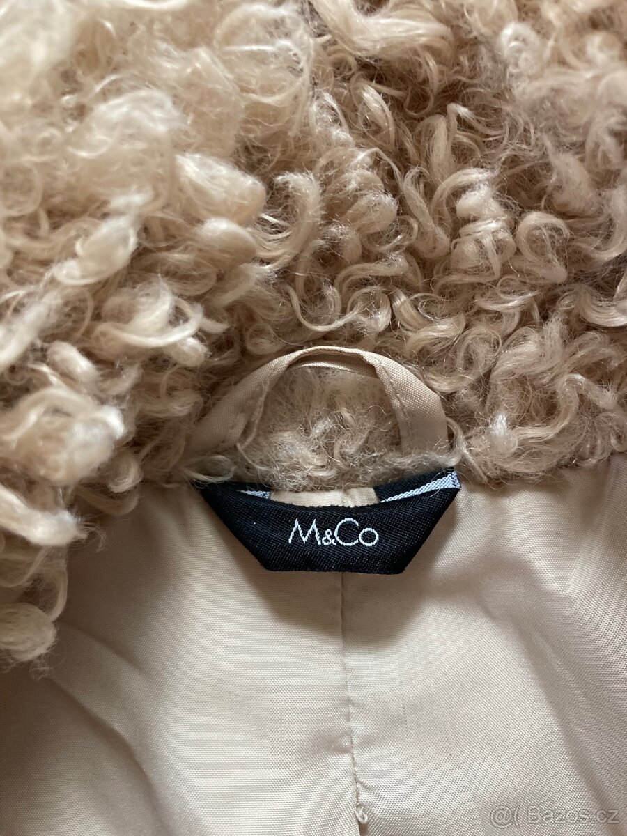 Plyšový kabát M&Co vel. S - 3