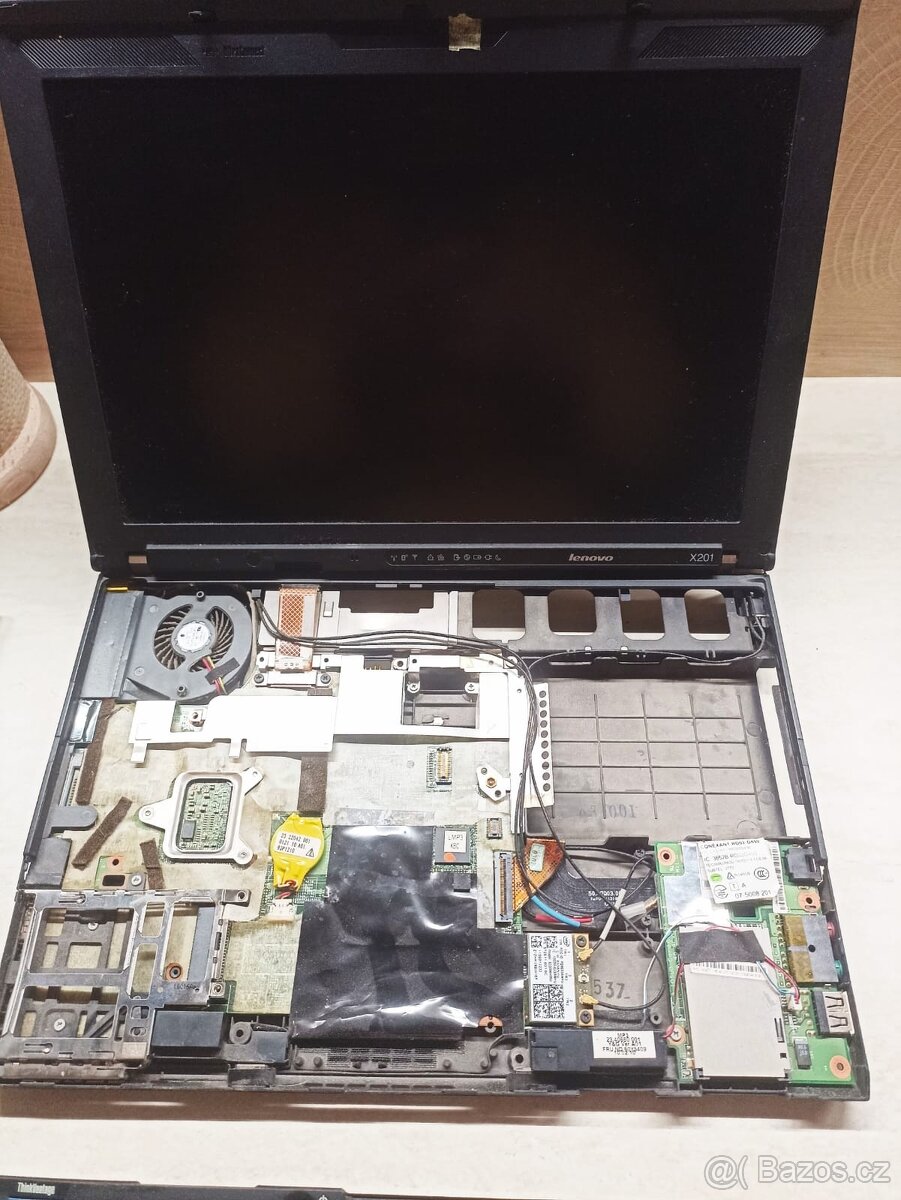 Prodám Lenovo TinkPad X201 - 3