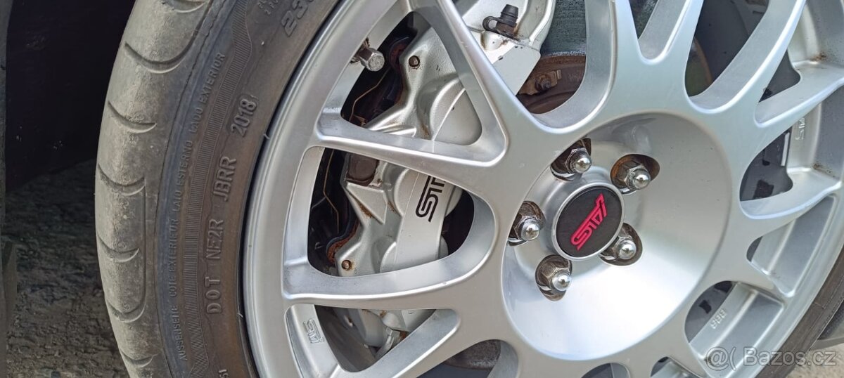 Subaru Legacy STI S402 - 3