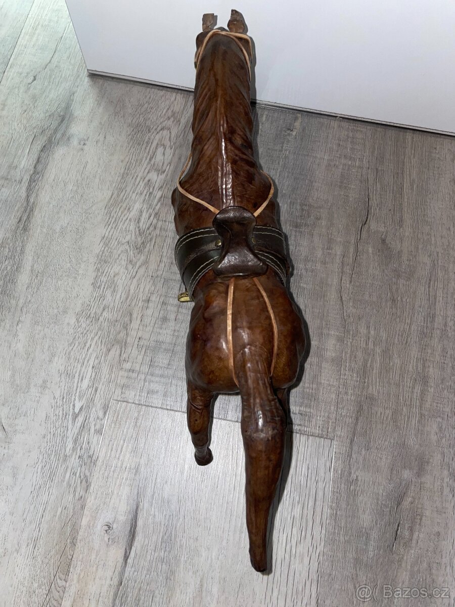 Retro / vintage kožená socha / figurka koně - 3
