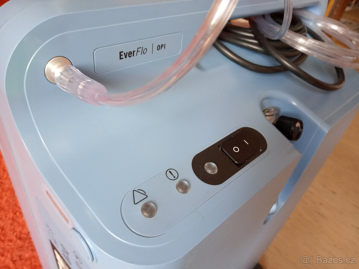 Kyslíkový koncentrátor Philips Respironics EverFlo - 3