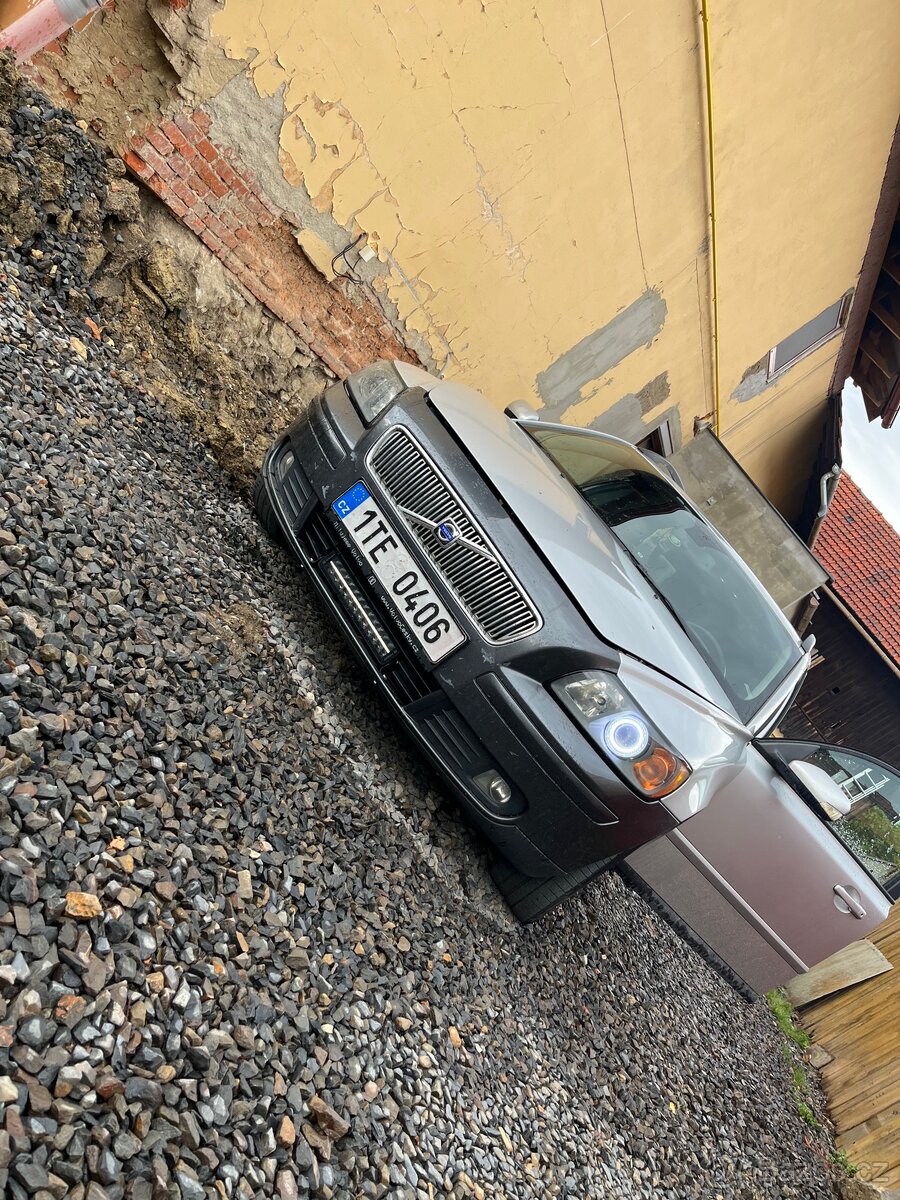 Volvo v50 2.0d (nepojizdné) - 3