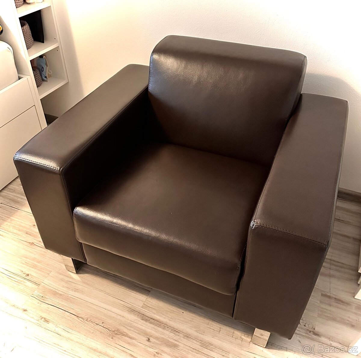 Kožené křeslo - 3