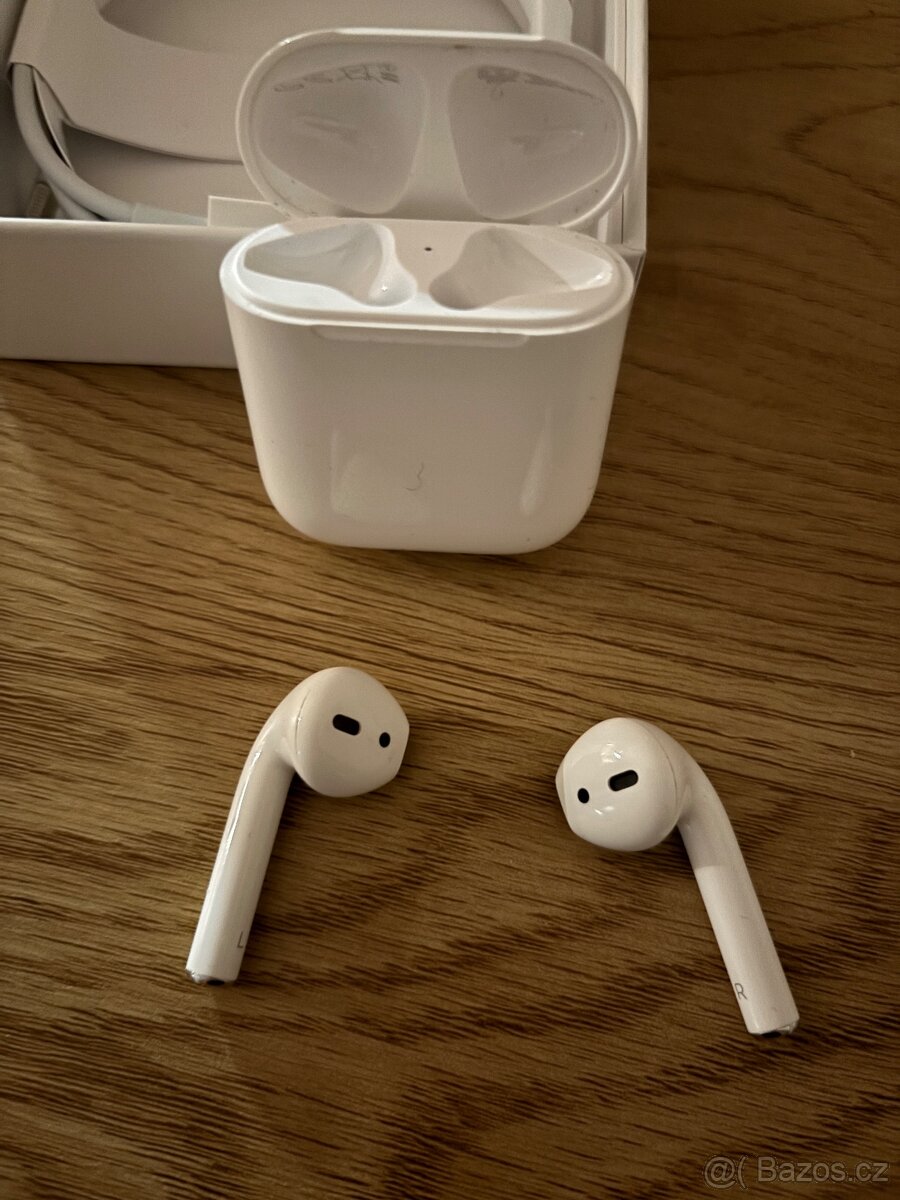 Nová sluchátka AirPods 2gen - 3
