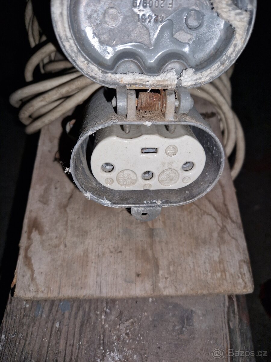 Zásuvky třífázový poud 400V - 3