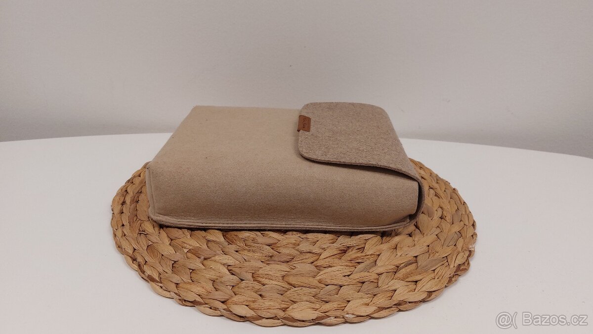 Přenosný projektor LG PW1500G - 3