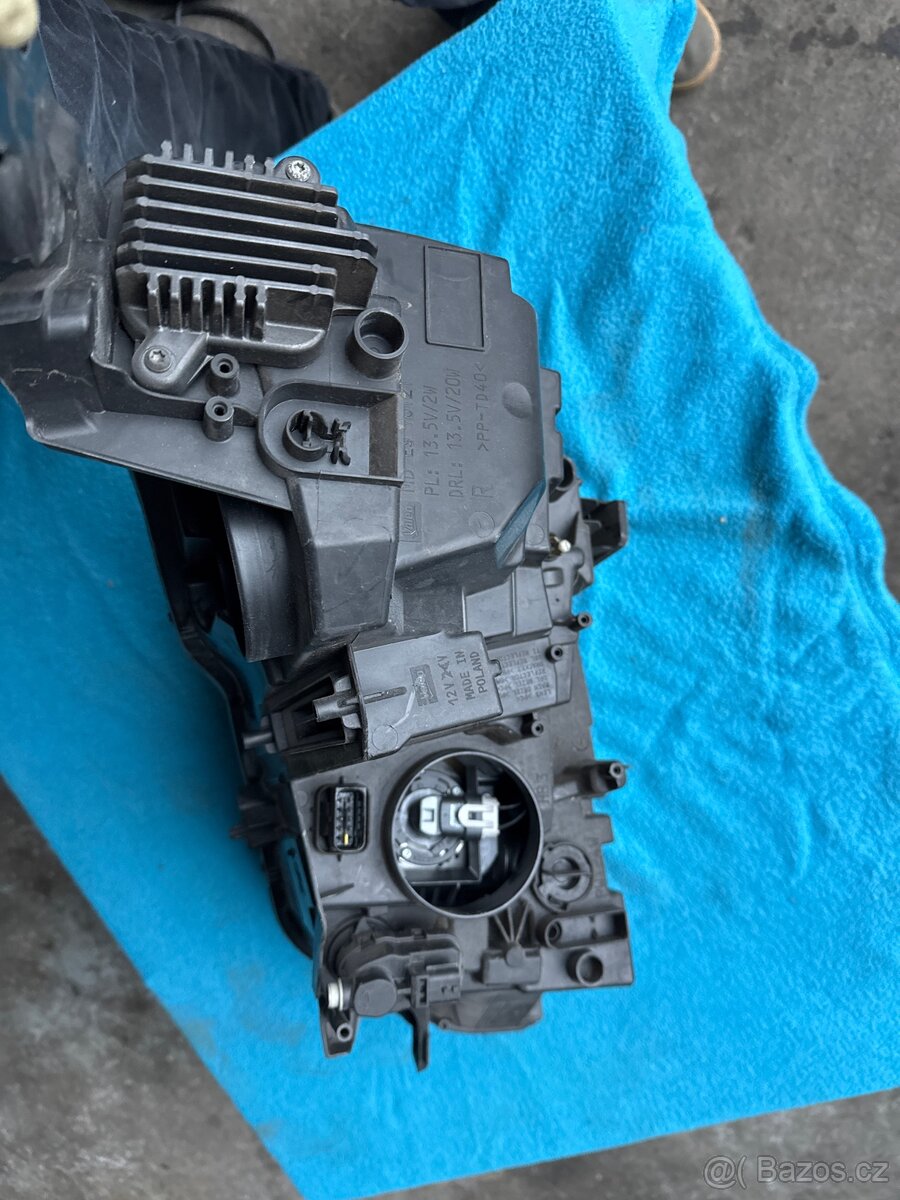 Pravé přední světlo Peugeot 3008 II, 4008 II - 3