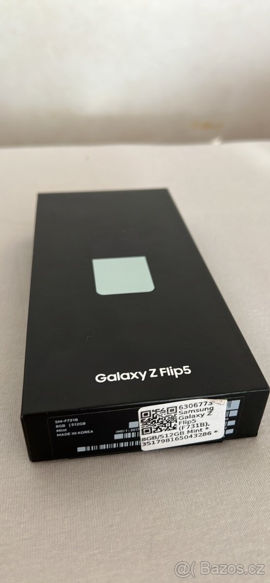 Galaxy Z Flip5 - 3