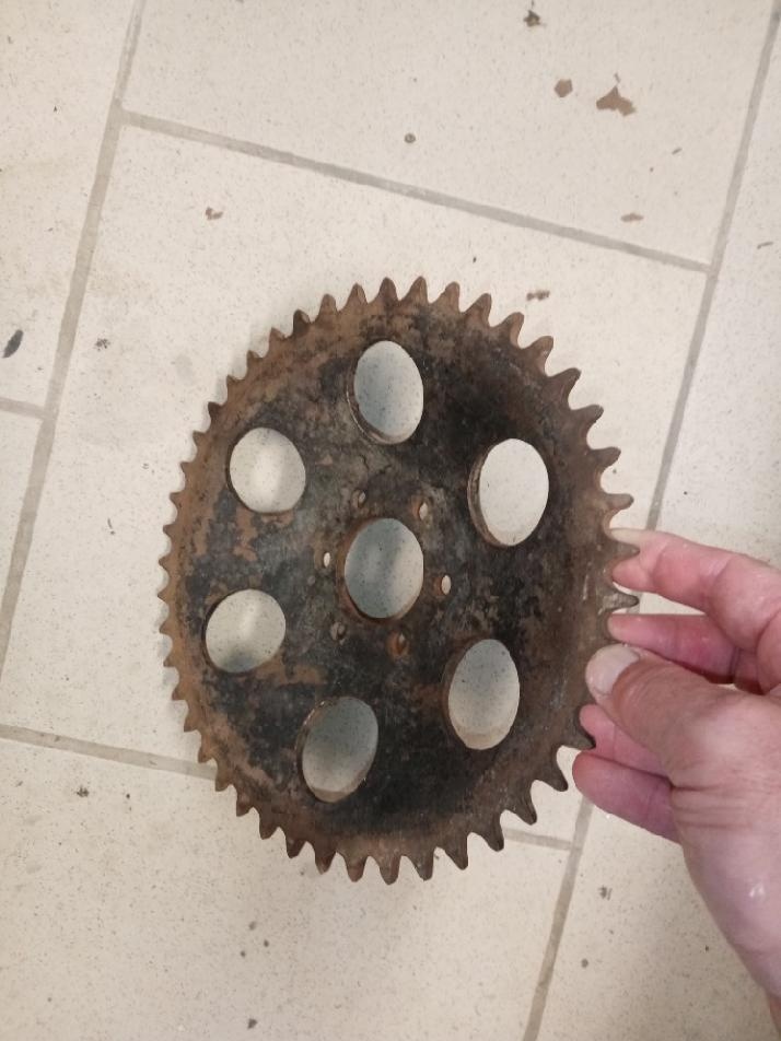 Nepoužitá stará rozeta, BSA, Triumph, nebo ? - 3