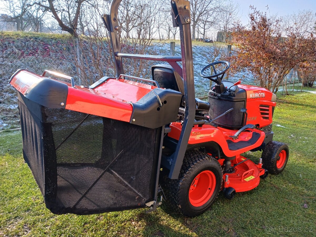 Zahradní traktor Kubota G23 - II LD - 3