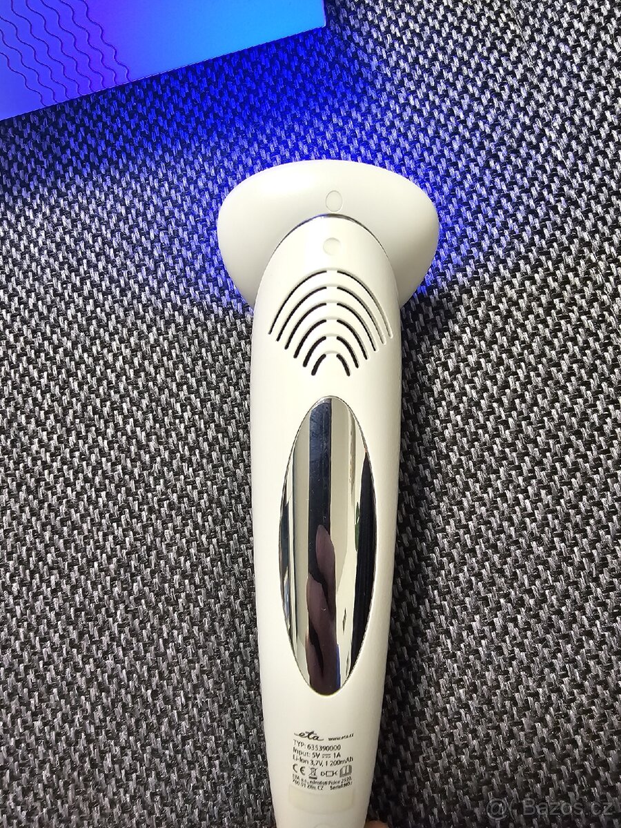 Galvanická žehlička na pleť ETA Fenité 6353 90000 - 3