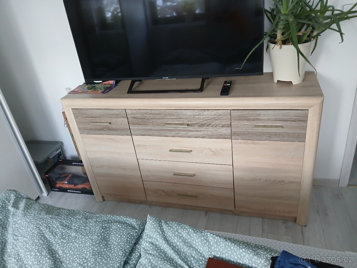 Sektorový nábytek+konferenční stůl - 3