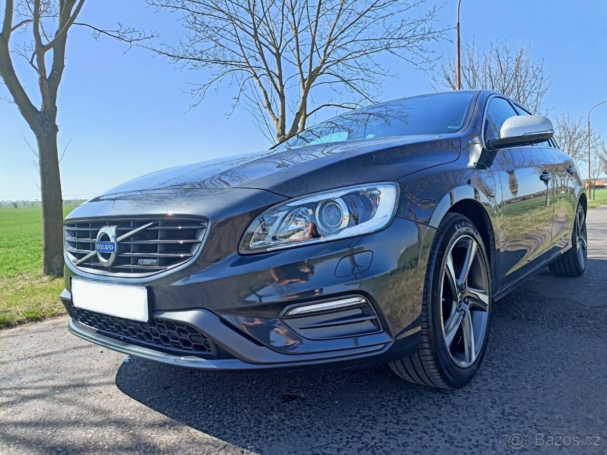 Volvo V60, 2.4 D6 158 kW HYBRID R-DESING - 3