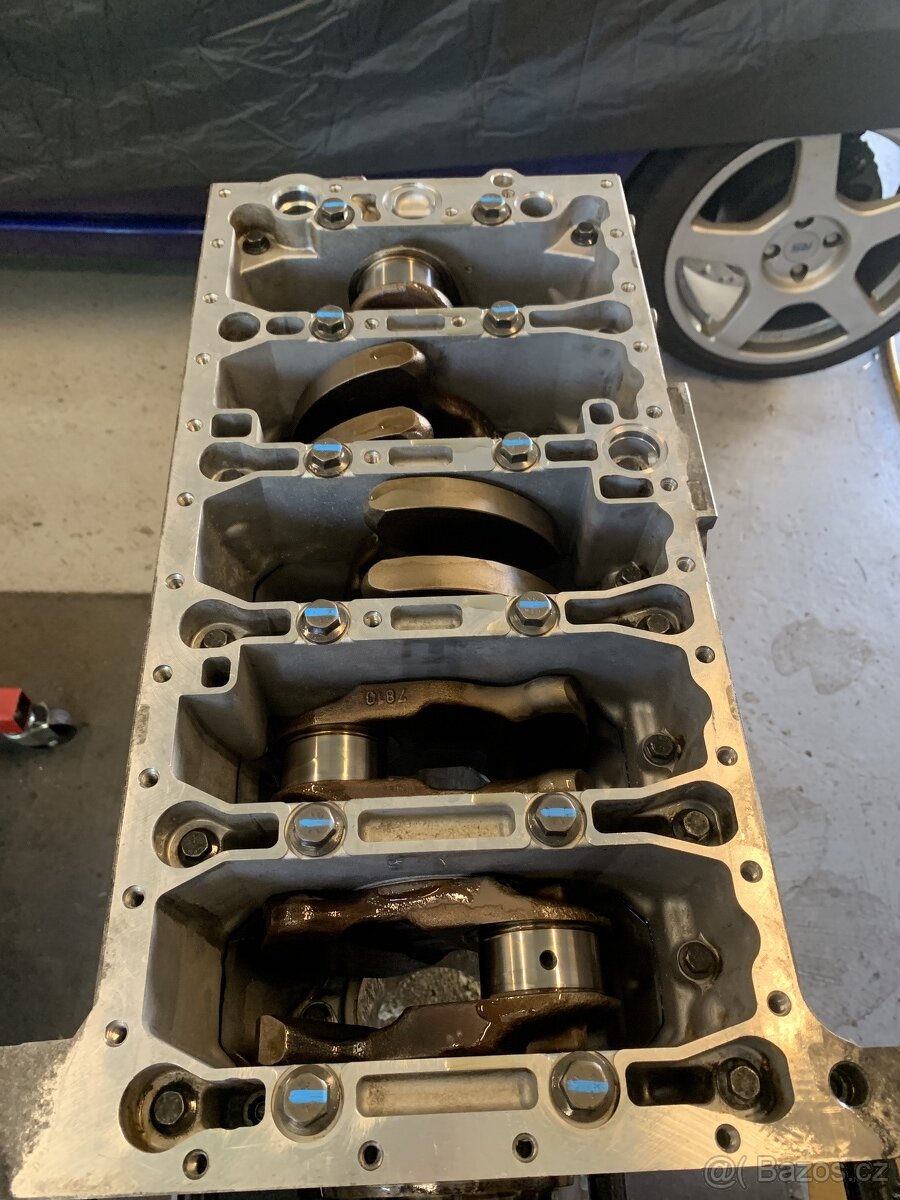 Motor Volvo/Ford 2.5T - B5254T3 - 3