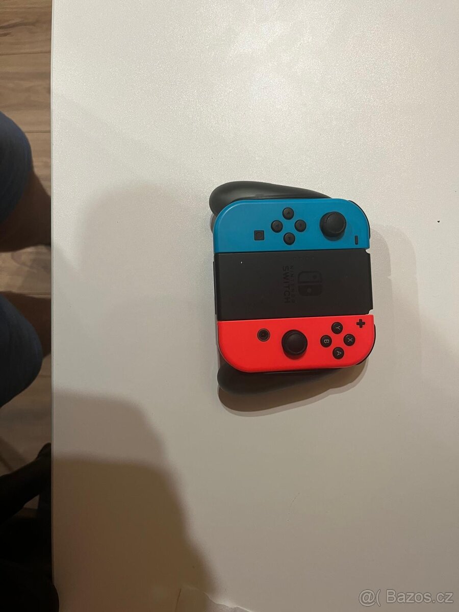 Nintendo Switch - 3