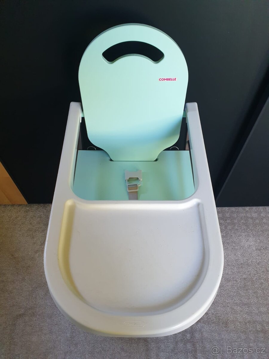 Jídelní židlička pro děti COMBELLE
- 3
