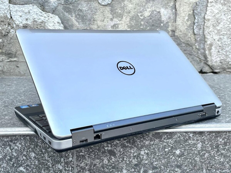 Dell Latitude E6540 | i7 • 8GB RAM • 256GB SSD - 3