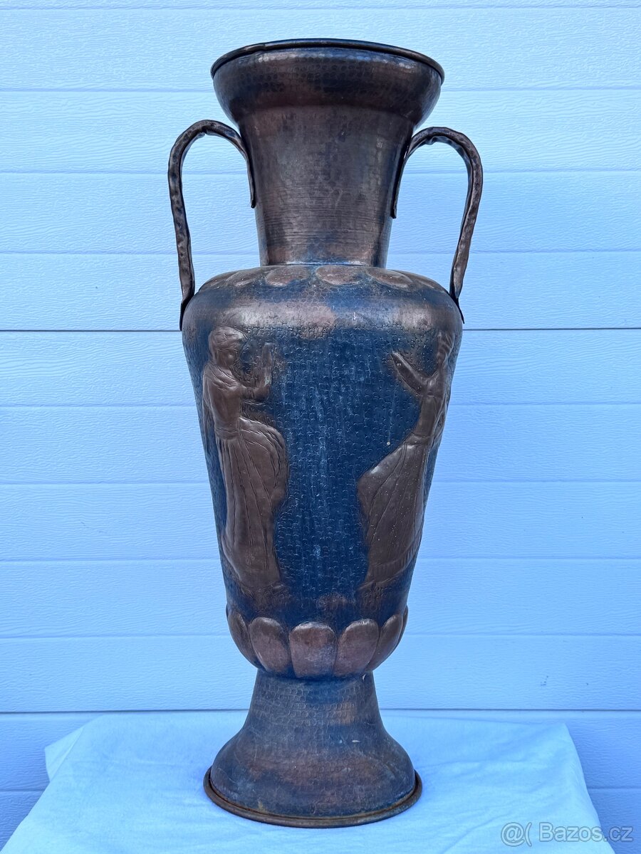 Starožitná veliká měděná tepaná váza 19.stol. - 3