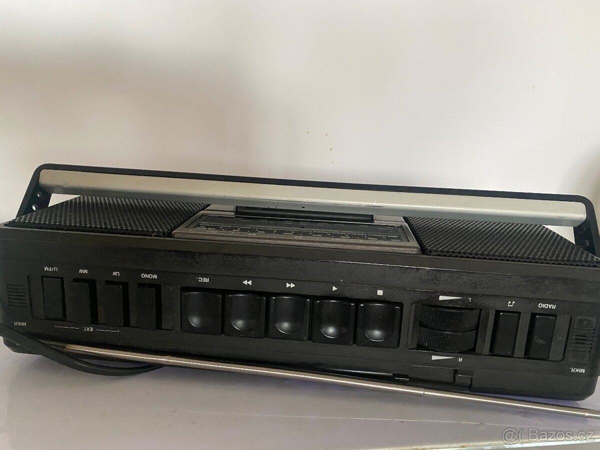 Grundig radiomagnetofon - 3
