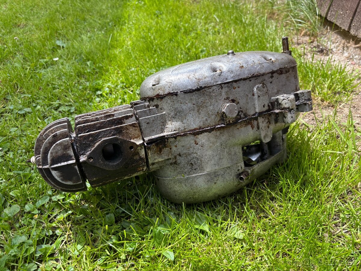 jawa 550 pařez motor - 3