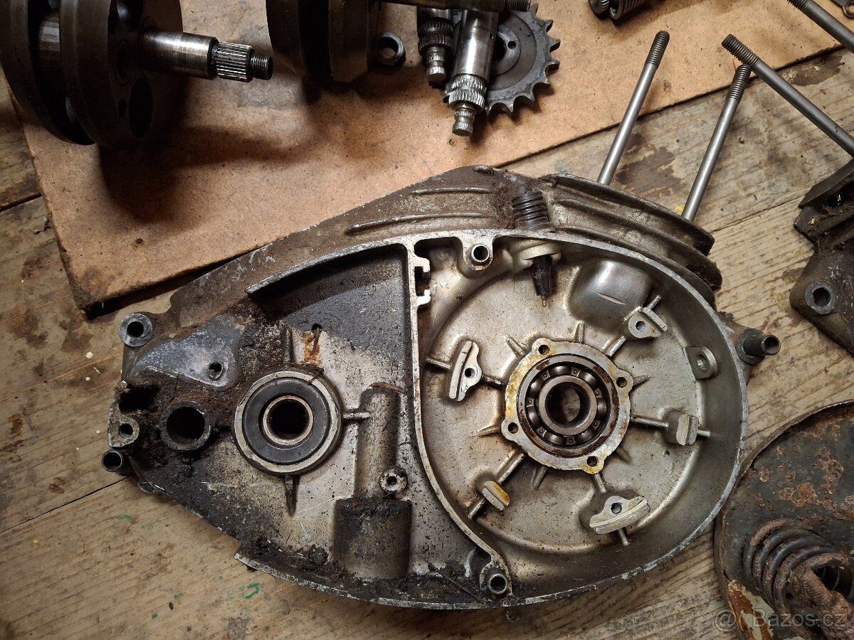 Náhradní díly čz 150c 125c - 3