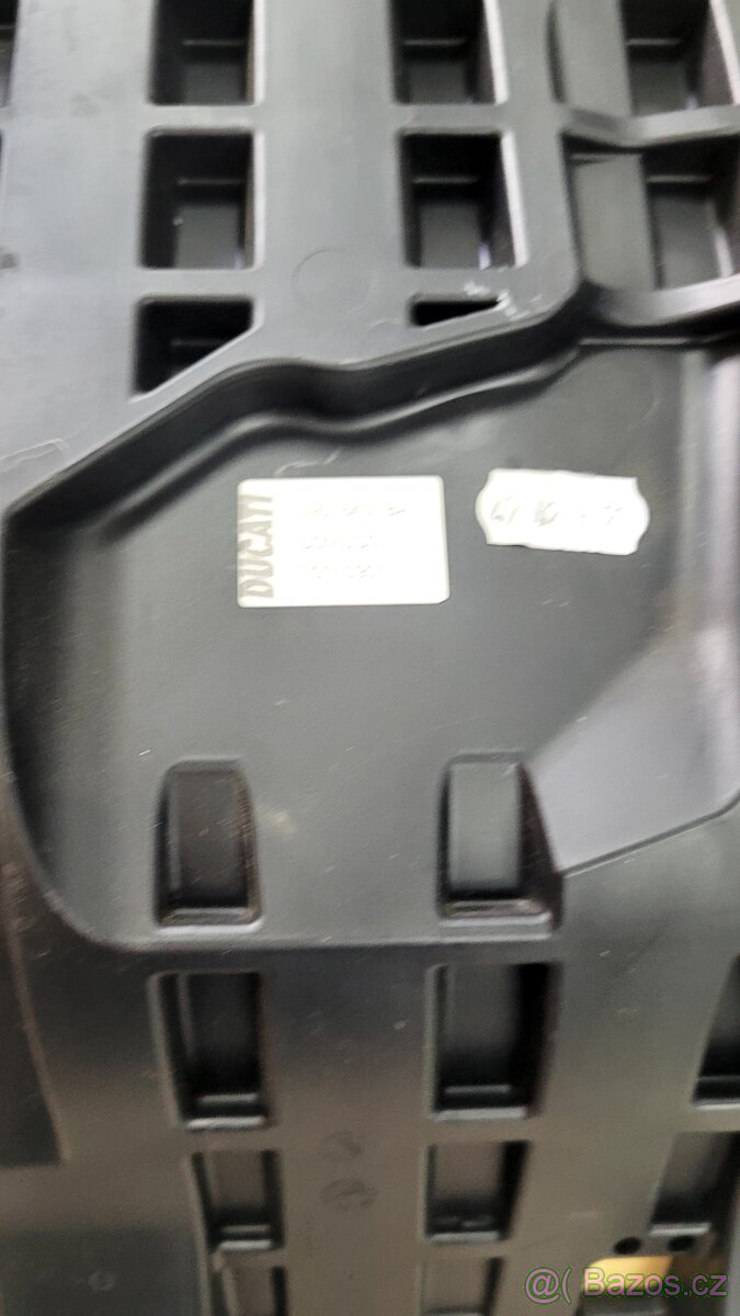 Sedlo řidiče Ducati Multistrada - 3