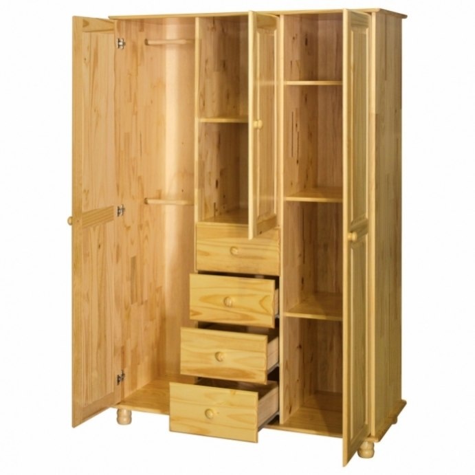 Dřevěná skříň 3dveřová 8851 lak - 3