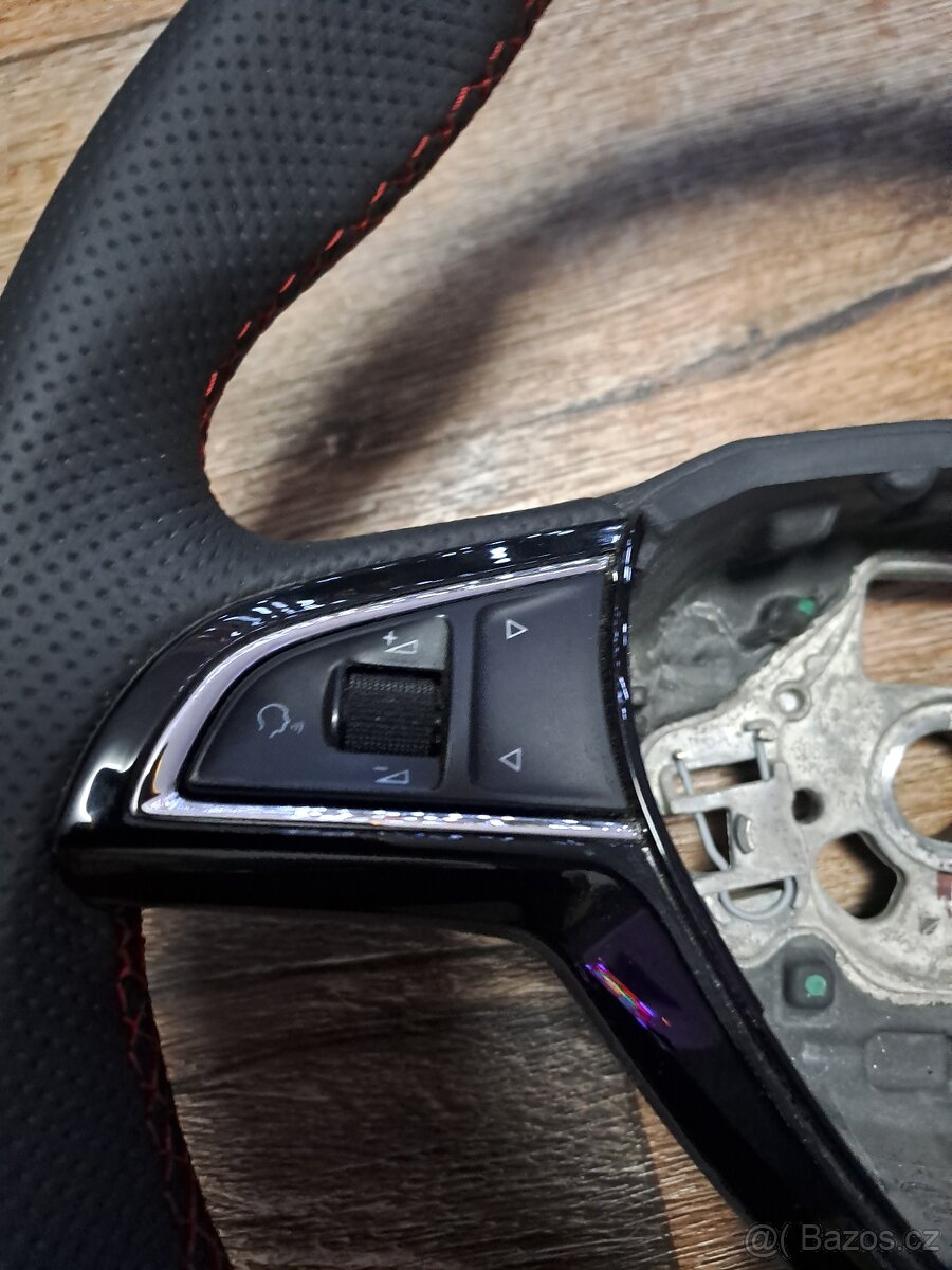 Volant Octavia 3 RS - 3