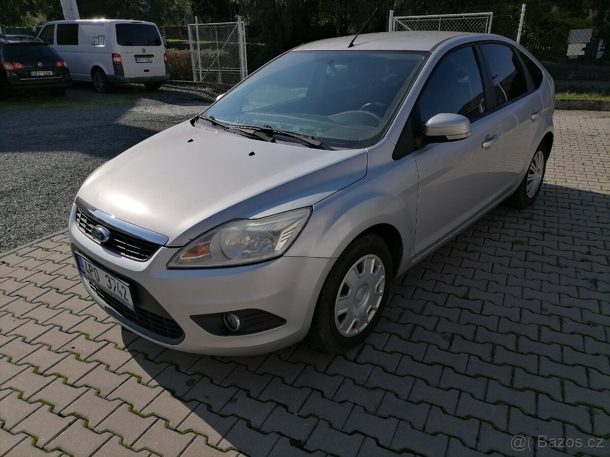 Ford Focus 1,6. r. 2009 SLEVA - 3
