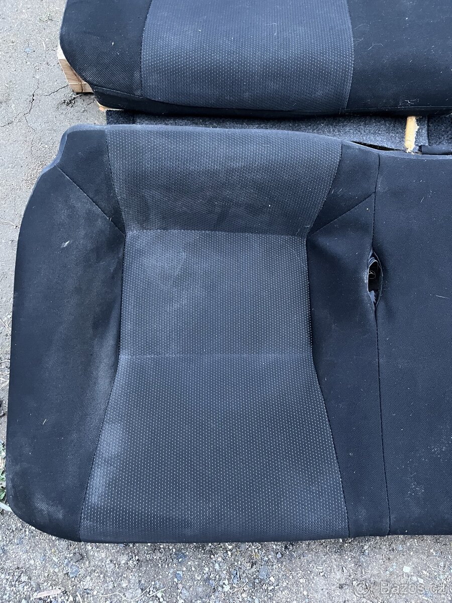 Zadní sedačky Toyota Celica T23 7g 1999-2006 - 3