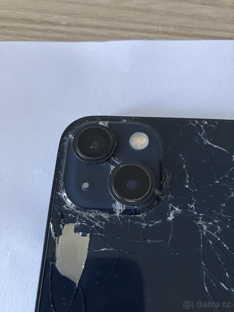 Díly iPhone 13 - 3