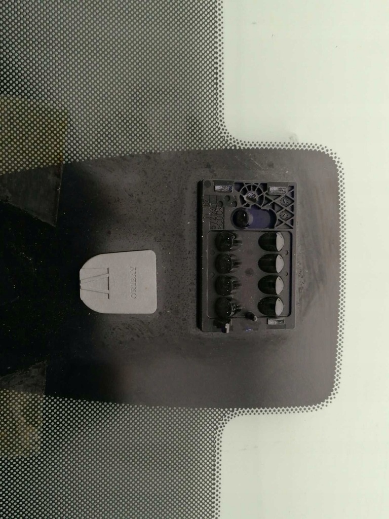 Mazda 3 čelní sklo - 3