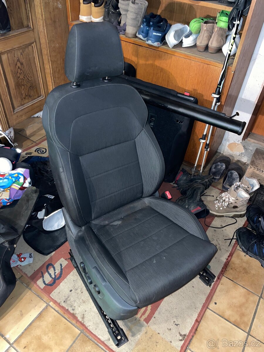 Sedacka spolejezdce Skoda Superb 3V 2015+ el., výhřev - 3