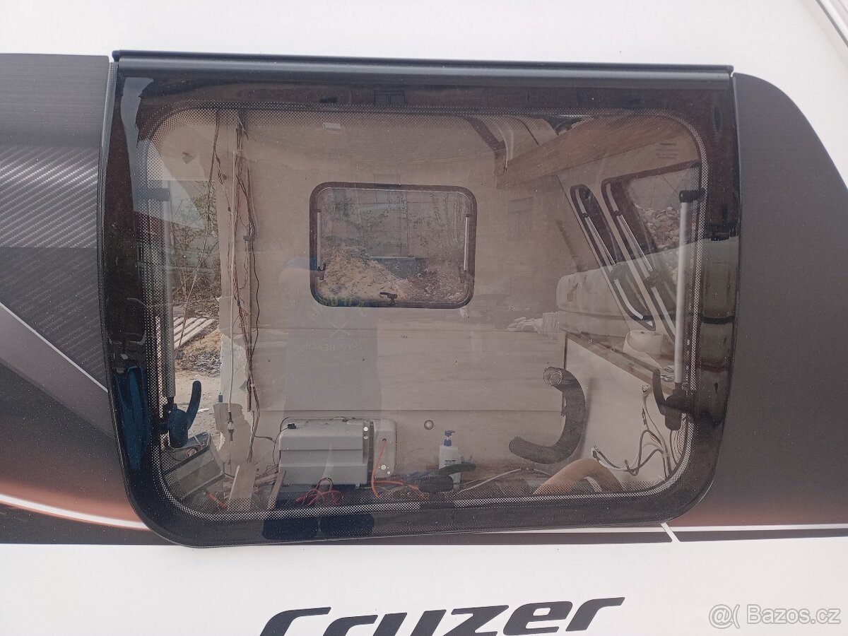 okna výklopná karavan - 3