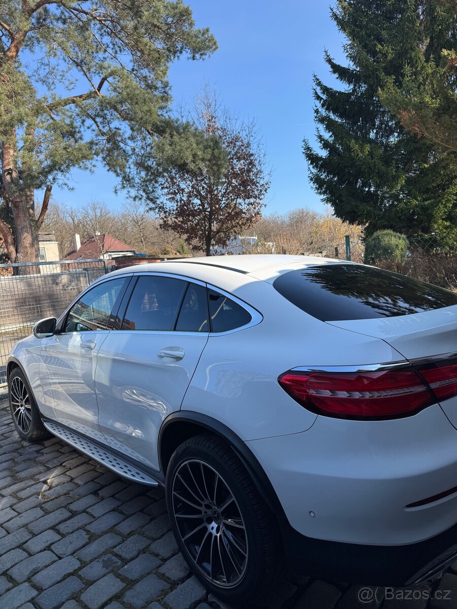 GLC 4 matic coupe 250 D - 3