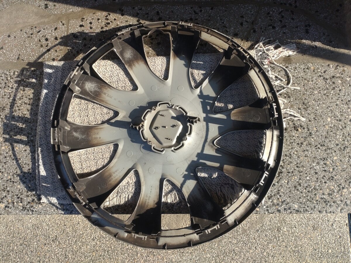16" Poklice Renault - 3