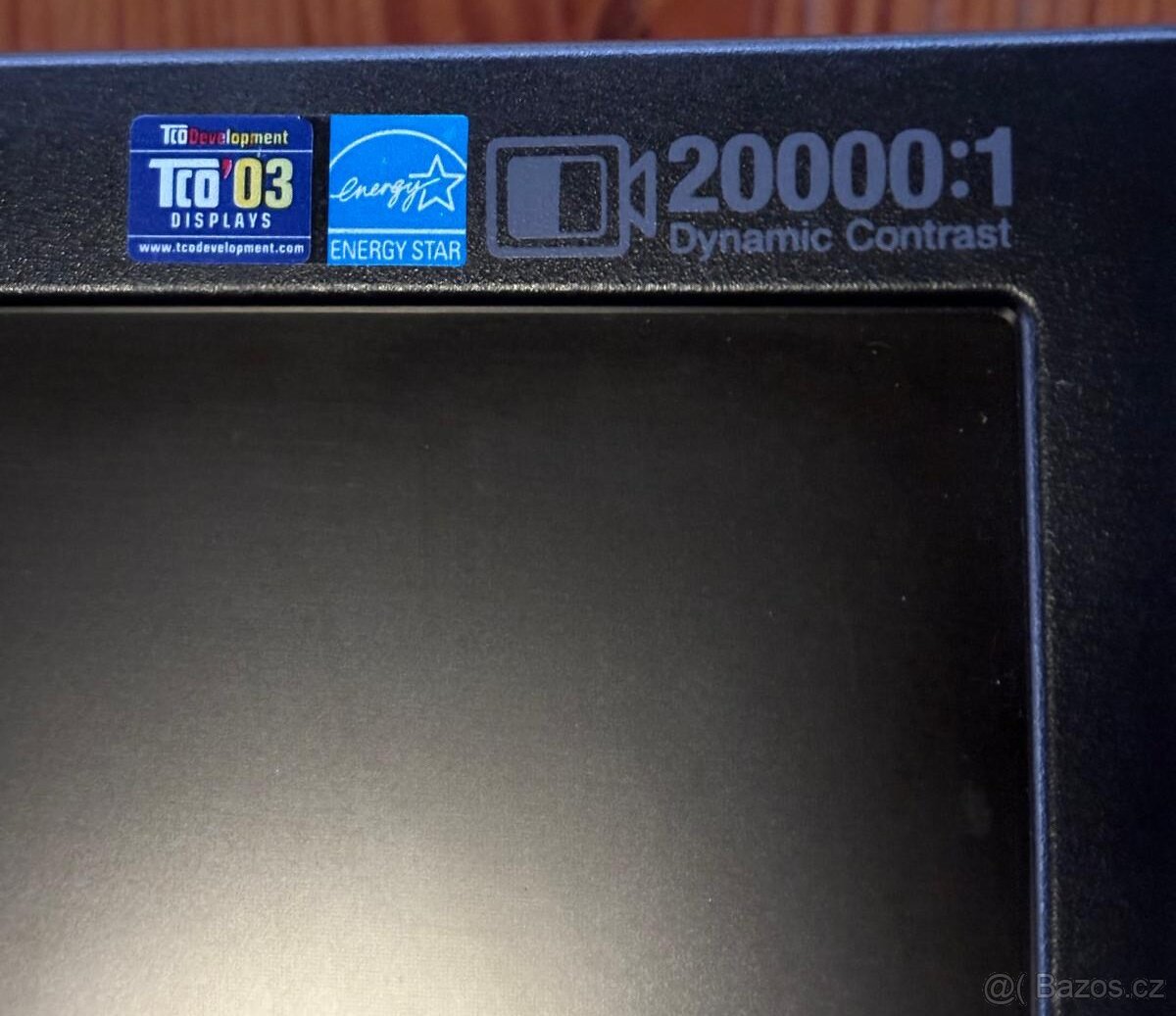 24" obrovský Samsung SyncMaster 2443NW - 3