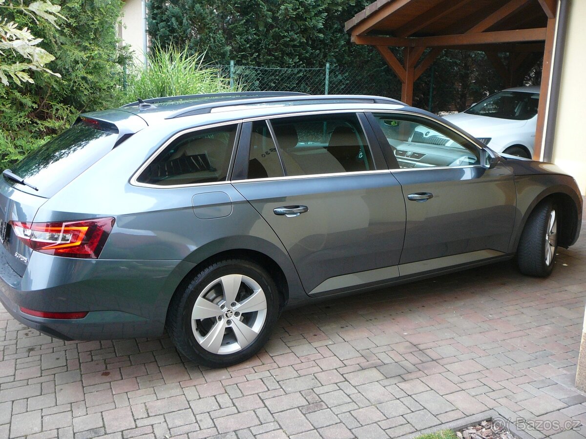 ŠKODA SUPERB 3 COMBI 2.0 TDI 140KW DSG+F1 NAV ACC FRONT LINE - 3