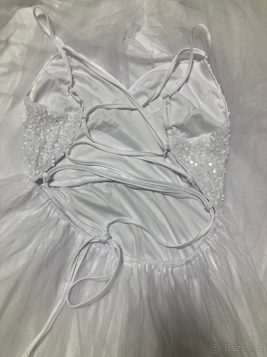 bílé tylové svatební šaty vel S a L - 3