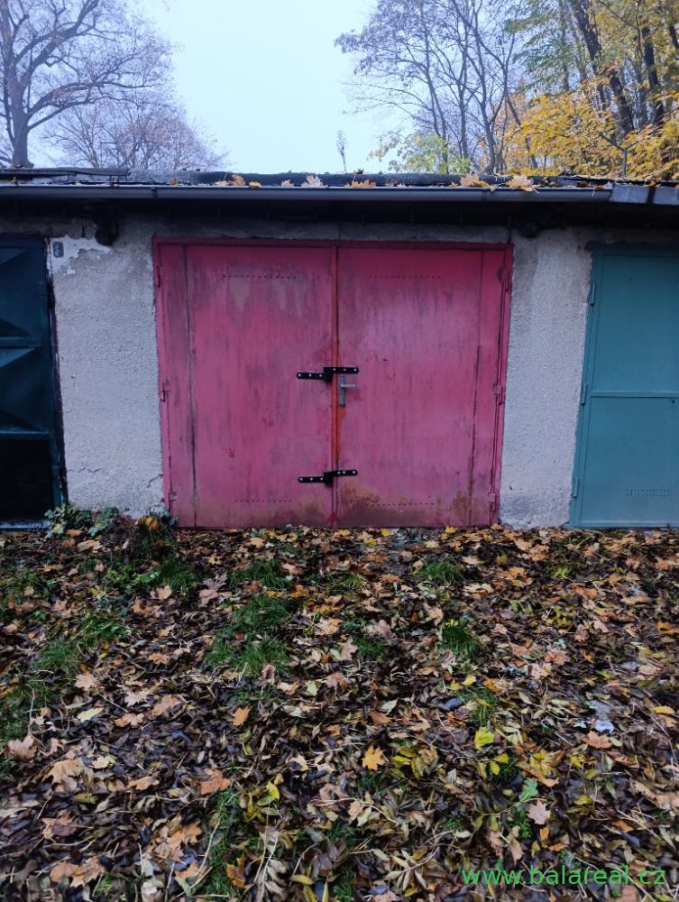 Garáž na ulici Bráfova. Má 18m2, Brno -Žabovřesky - 3