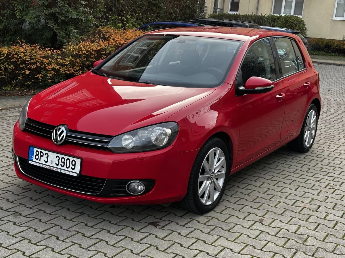 Volkswagen Golf 1.4 TSI 118kW DSG Highline ALU R17 Alcantara - 3