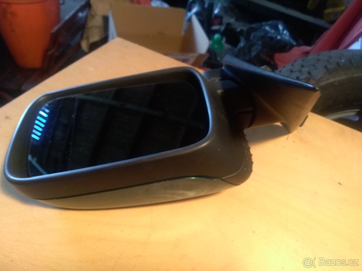 BMW E36 - levé zpětné zrcatko - 3