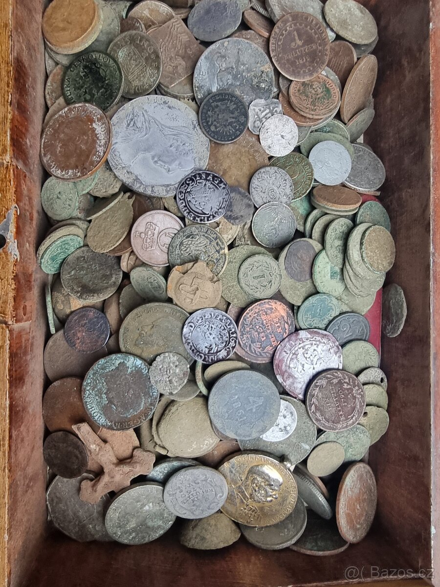 Staré mince a drobné artefakty - 3