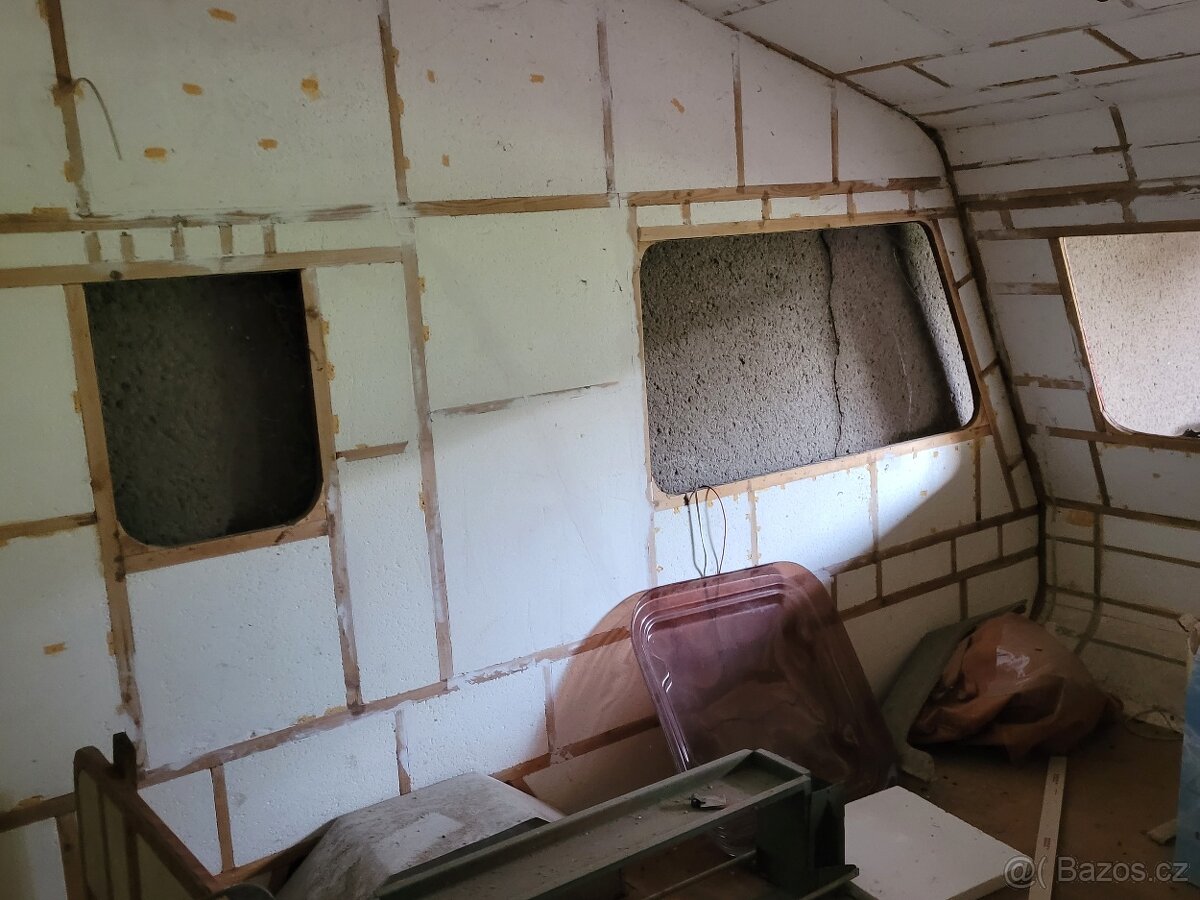 Prodám rozestavěný karavan do 750kg - 3